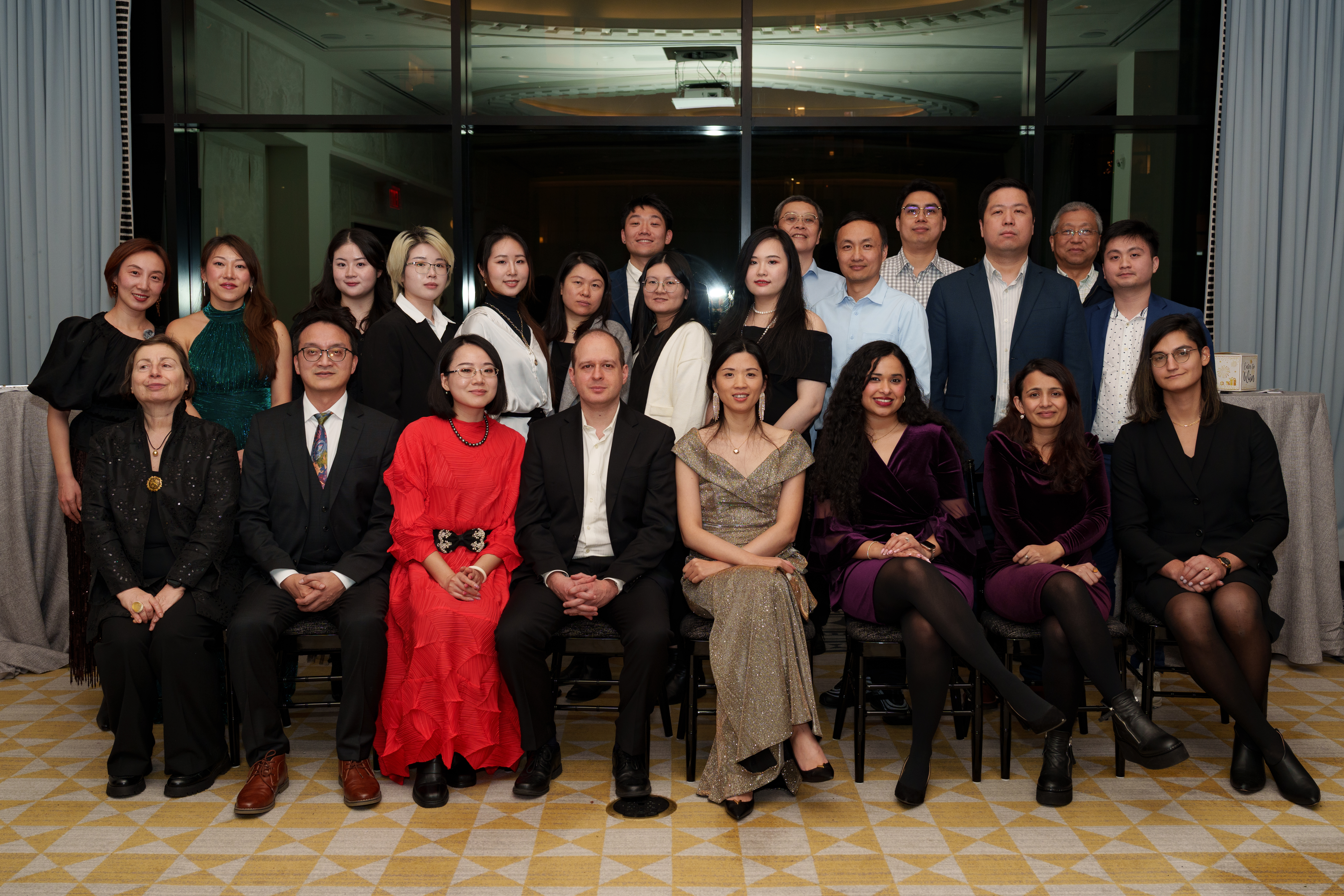 贝特曼2025年圣诞晚会合照（一）